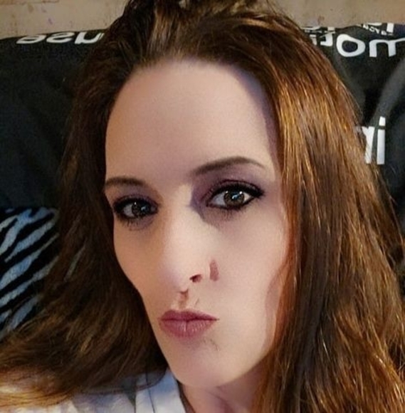 Meet your Posher, Jessica - Picture 1 of 1